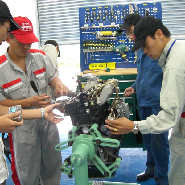 叉車(chē)維修展示案例3